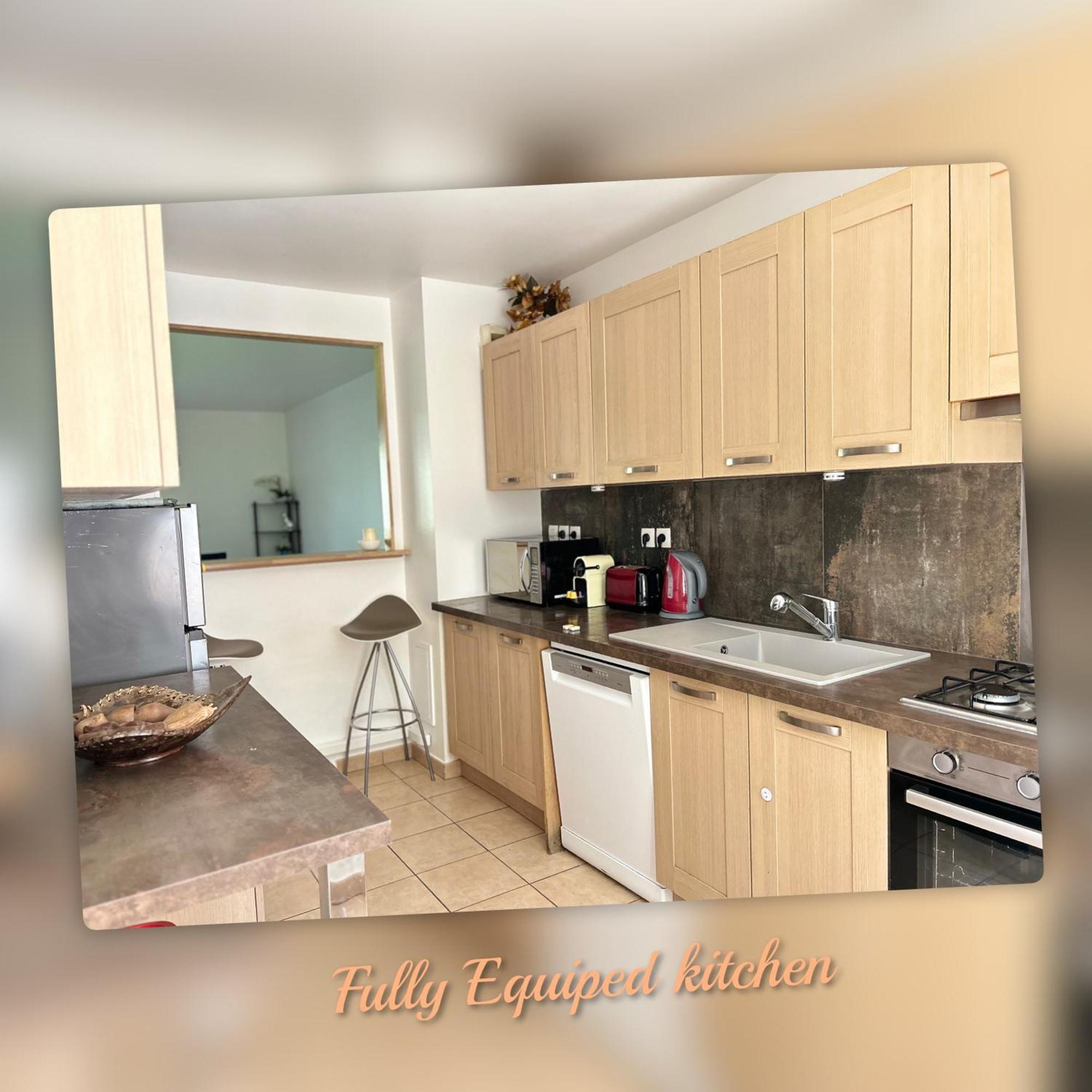 Le Duplex Chessy - 15Min From Disneyland - 2 Private Parkings - Garden - Kingsize & Queensize Bed - Supermarket Behind The House Buitenkant foto